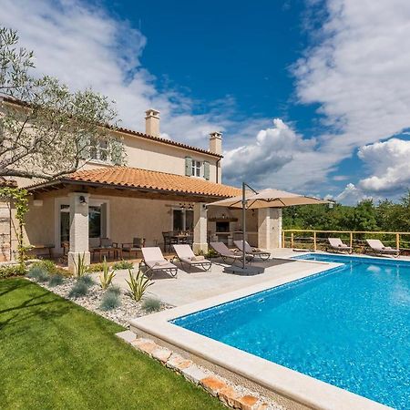 Villa-Osmium Smoljanci Kültér fotó