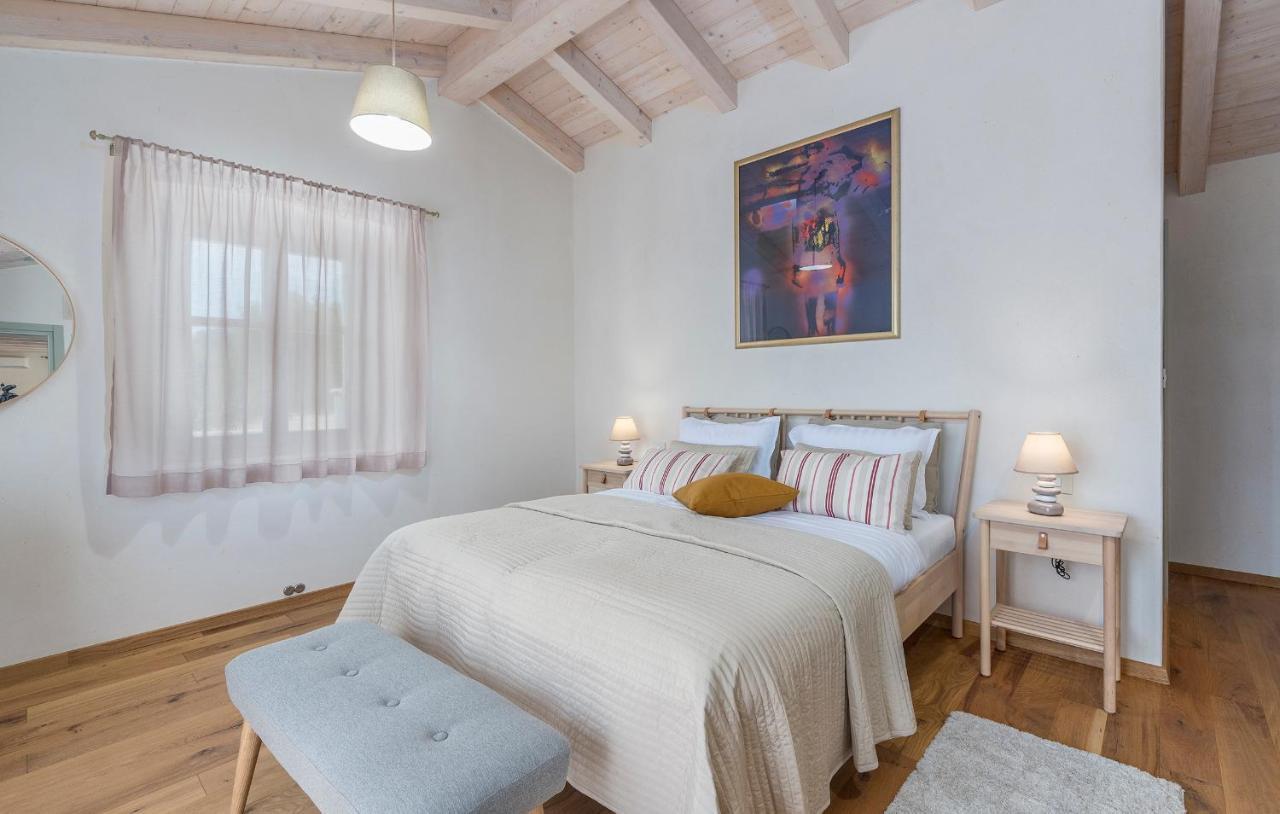 Villa-Osmium Smoljanci Kültér fotó