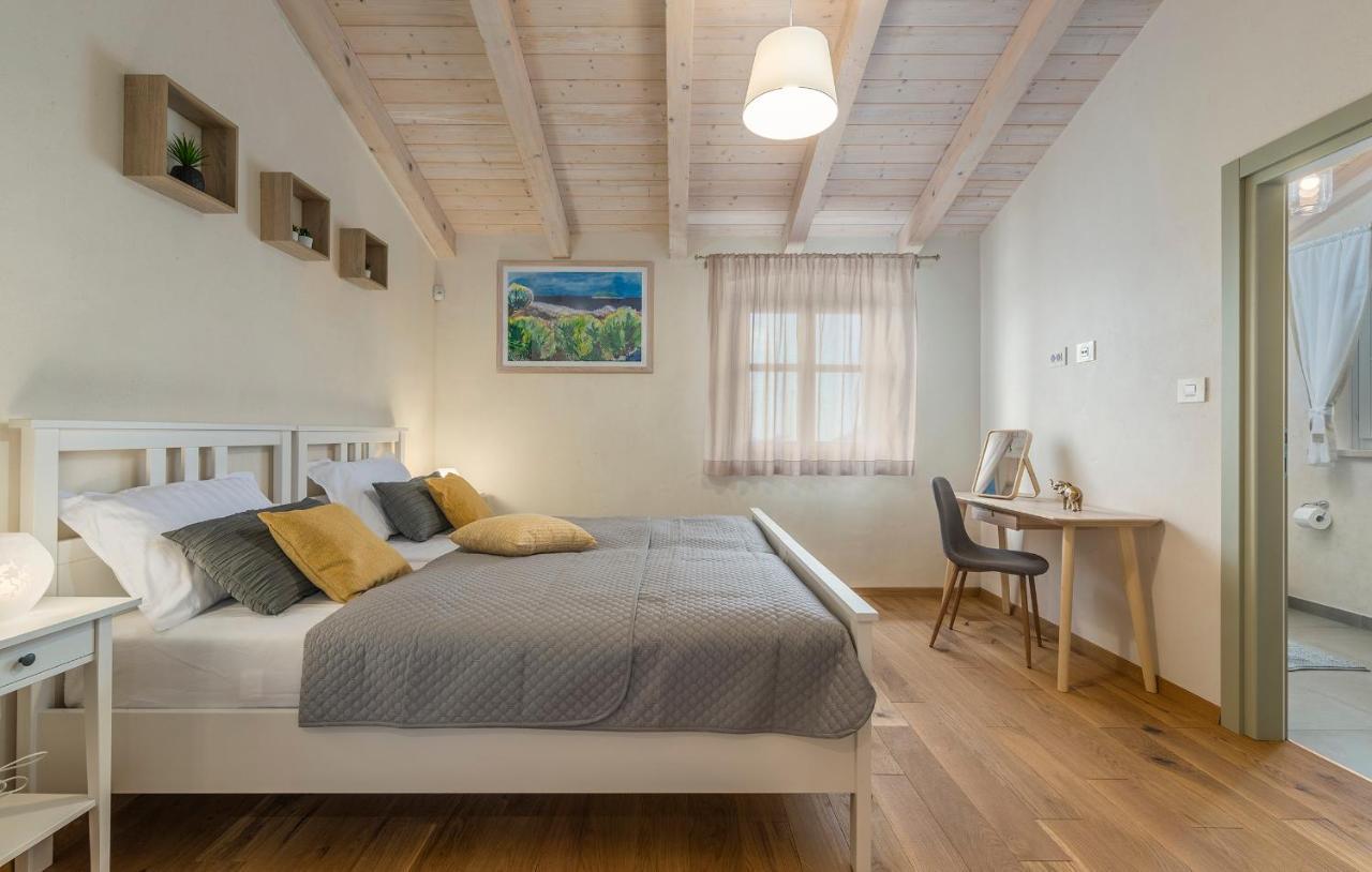 Villa-Osmium Smoljanci Kültér fotó